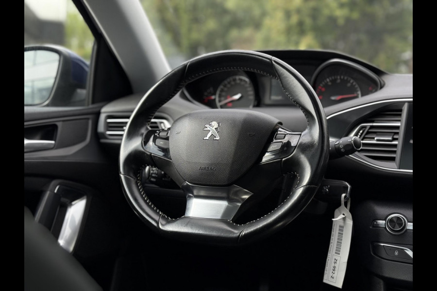 Peugeot 308 SW 1.5 BlueHDi 130pk Premium | Navi  | Camera | Panorama | Trekhaak |