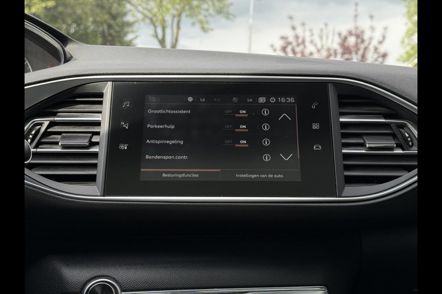 Peugeot 308 SW 1.5 BlueHDi 130pk Premium | Navi  | Camera | Panorama | Trekhaak |