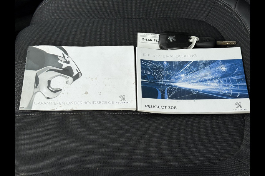 Peugeot 308 SW 1.5 BlueHDi 130pk Premium | Navi  | Camera | Panorama | Trekhaak |
