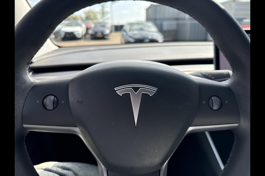 Tesla Model 3 Standard RWD Plus 60 kWh