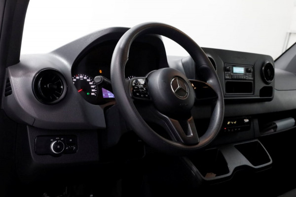 Mercedes-Benz Sprinter 315 CDI 150pk L2H2 RWD 9G Automaat Airco/Trekhaak 3500kg 10-2021