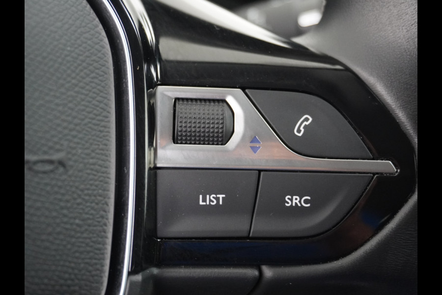 Peugeot 5008 T131PK 7-Pers Apple Carplay Android Adap.Cruise Navi Camera Trekhaak Led Elek.Achterklep Ecc Pdc DAB+ Pack Drive Assist Plus Dodehoek detectie Lane Assist Keyless Lmv 19" Verkeersbordlezer Privacy Glas Blue Premium 100% Dealeronderhouden! EURO6 Laatste beurt gehad bij 98.204km/13/1/2025!