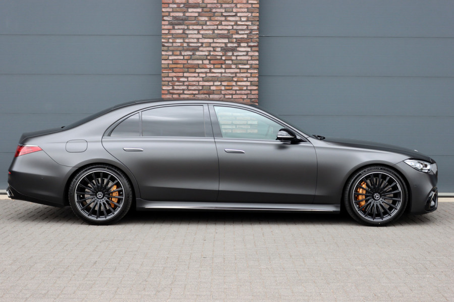 Mercedes-Benz S-Klasse AMG 63 S E Performance Aut9 | 802pk | Achterasbesturing | Keramisch | Distronic+ | HUD | Entertainmentpakket Achter | Stoelventilatie V+A | Vlakkenverwarming | Zonweringspakket | Massage | 3D-Display |