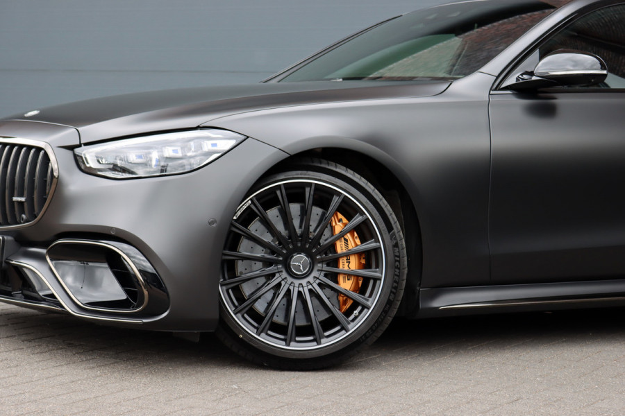 Mercedes-Benz S-Klasse AMG 63 S E Performance Aut9 | 802pk | Achterasbesturing | Keramisch | Distronic+ | HUD | Entertainmentpakket Achter | Stoelventilatie V+A | Vlakkenverwarming | Zonweringspakket | Massage | 3D-Display |