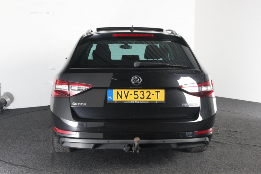 Škoda Superb Combi 1.6 TDI Ambition Business | panoramadak |