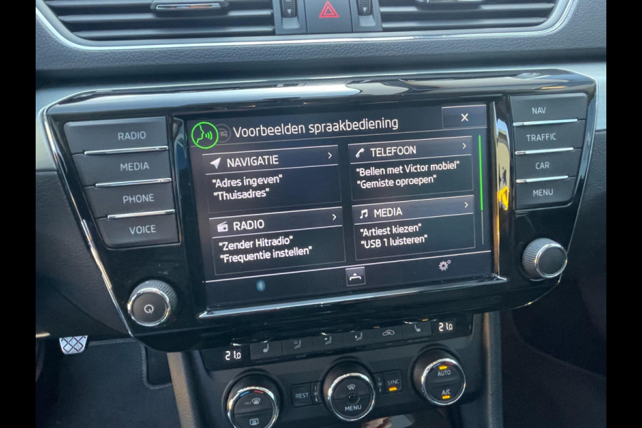 Škoda Superb Combi 1.6 TDI Ambition Business | panoramadak |