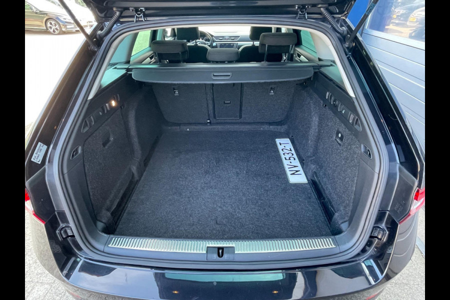 Škoda Superb Combi 1.6 TDI Ambition Business | panoramadak |
