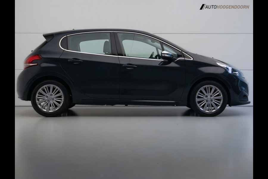 Peugeot 208 1.2 PureTech Blue Lease Allure (APPLE CARPLAY,LED VERLICHTING,CRUISE,PARKEERSENOREN,LM-VELGEN,NIEUWE APK,TOPCONDITIE)
