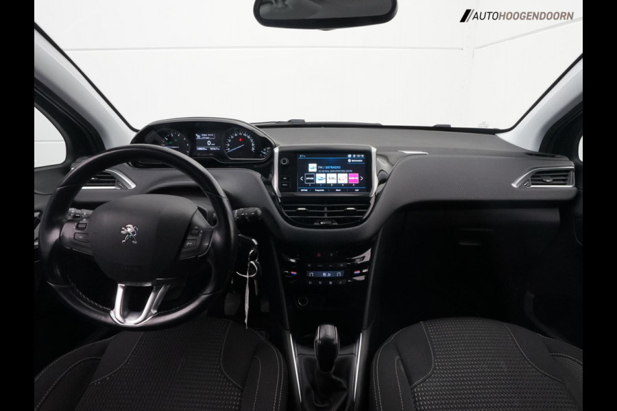 Peugeot 208 1.2 PureTech Blue Lease Allure (APPLE CARPLAY,LED VERLICHTING,CRUISE,PARKEERSENOREN,LM-VELGEN,NIEUWE APK,TOPCONDITIE)