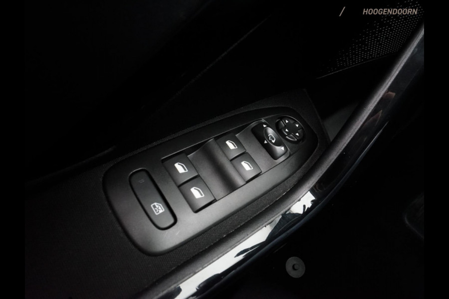 Peugeot 208 1.2 PureTech Blue Lease Allure (APPLE CARPLAY,LED VERLICHTING,CRUISE,PARKEERSENOREN,LM-VELGEN,NIEUWE APK,TOPCONDITIE)