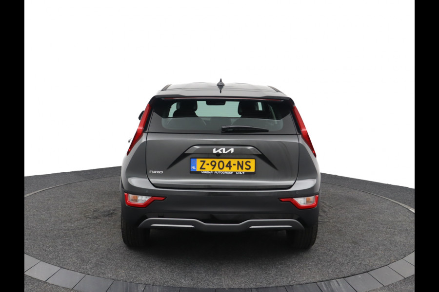 Kia Niro EV Light Edition 64.8 kWh - Navigatie - Climate Control - Apple Carplay/Android Auto - Fabrieksgarantie tot 05-2031