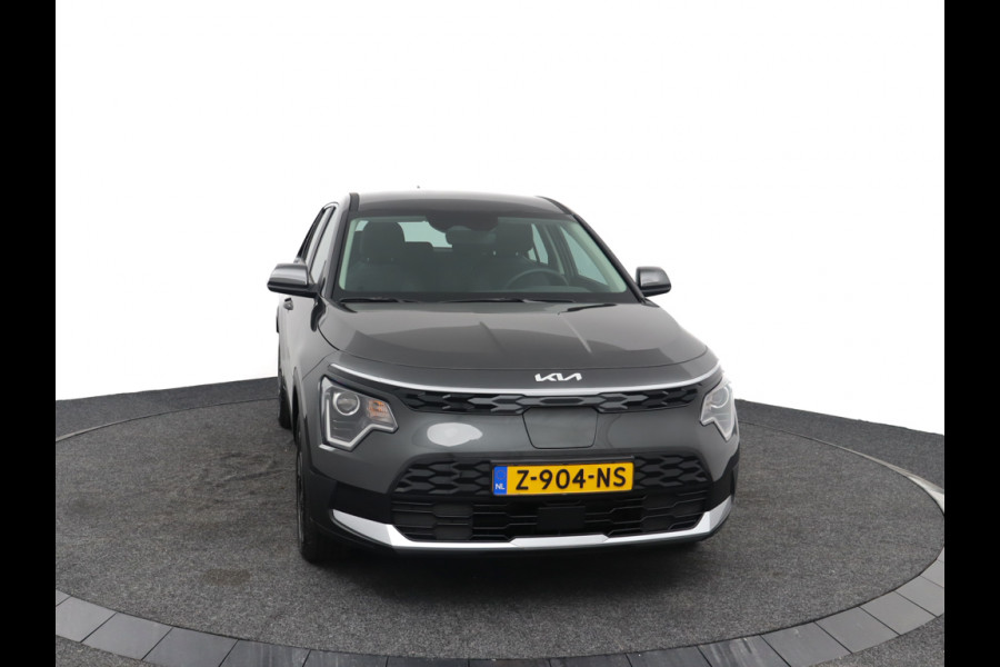 Kia Niro EV Light Edition 64.8 kWh - Navigatie - Climate Control - Apple Carplay/Android Auto - Fabrieksgarantie tot 05-2031