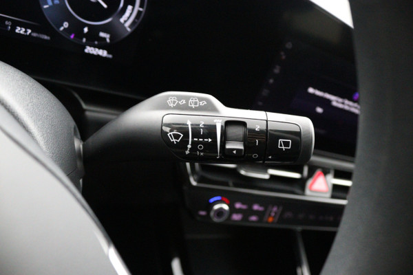 Kia Niro EV Light Edition 64.8 kWh - Navigatie - Climate Control - Apple Carplay/Android Auto - Fabrieksgarantie tot 05-2031