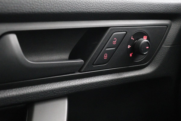 Volkswagen Caddy 2.0 TDI L1H1 Trendline | Trekhaak | Carplay | Navigatie | Airco | Elektrische ramen