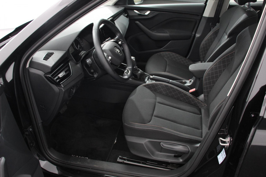 Škoda Kamiq 1.0 TSI 110pk DSG Tour de France Navigatie Apple Carplay/Android Auto Cimate Control Camera Parkeer sensoren Led Adaptive Cruise Control