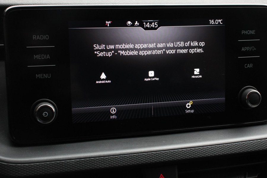 Škoda Kamiq 1.0 TSI 110pk DSG Tour de France Navigatie Apple Carplay/Android Auto Cimate Control Camera Parkeer sensoren Led Adaptive Cruise Control