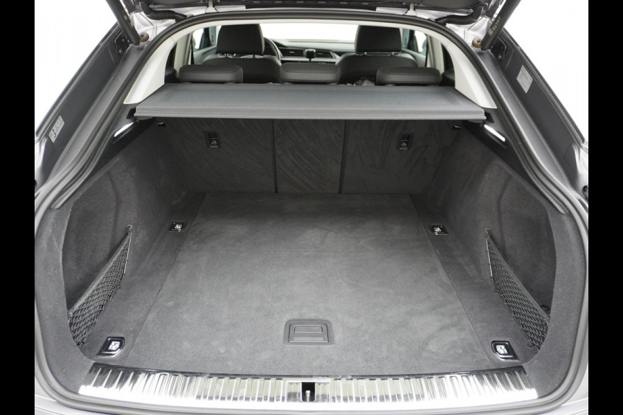 Audi e-tron Sportback 55 Quattro 408pk 95kWh Luchtvering Adaptive-Cruise Apple Carplay Android Trekhaak Elektr.Sport-Stoel+Leder/Alcantara+Verwarmd+Ge Keyless Audi sound system Lane-Assist Audi-smartphone-interface Rijstrooksensor Wifi Fase 3 Laden