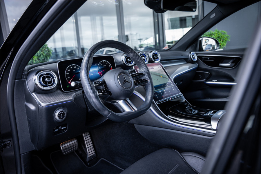 Mercedes-Benz C-Klasse 300 AMG Line - Panorama | Burmester | Cruise Control | Camera