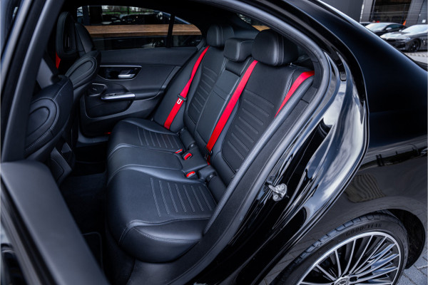 Mercedes-Benz C-Klasse 300 AMG Line - Panorama | Burmester | Cruise Control | Camera