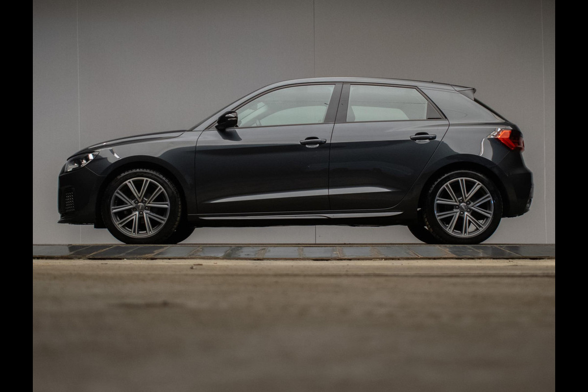 Audi A1 Sportback 25 TFSI epic Sport (APPLE CARPLAY,NAVI,DIGITALE DASH,LED,CRUISE,DAB,ELEKTRISCH PAKKET,SPORTSTOELEN,LM VELGEN)) Audi A1 Sportback 25 TFSI epic Sport (APPLE CARPLAY,NAVI,DIGITALE DASH,LED,CRUISE,DAB,ELEKTRISCH PAKKET,SPORTSTOELEN,LM VELGEN))