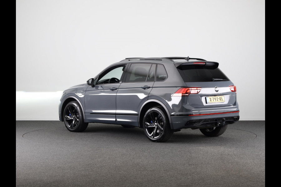 Volkswagen Tiguan 1.4 TSI eHybrid R-Line Business 245PK | Panoramadak | Winterpakket | Trekhaak | Keyless entry | Black Style