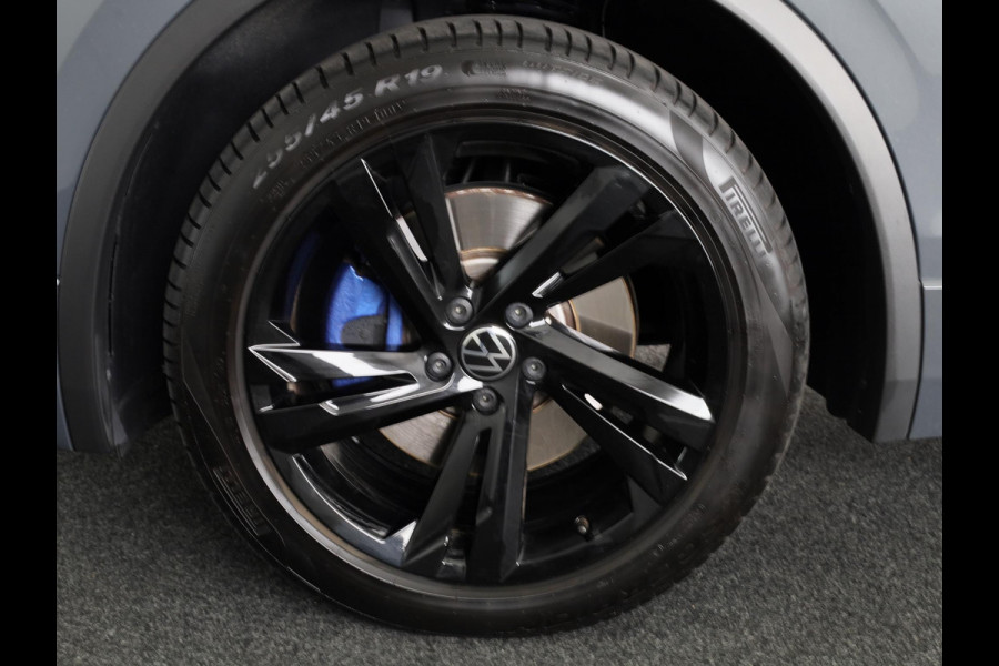 Volkswagen Tiguan 1.4 TSI eHybrid R-Line Business 245PK | Panoramadak | Winterpakket | Trekhaak | Keyless entry | Black Style