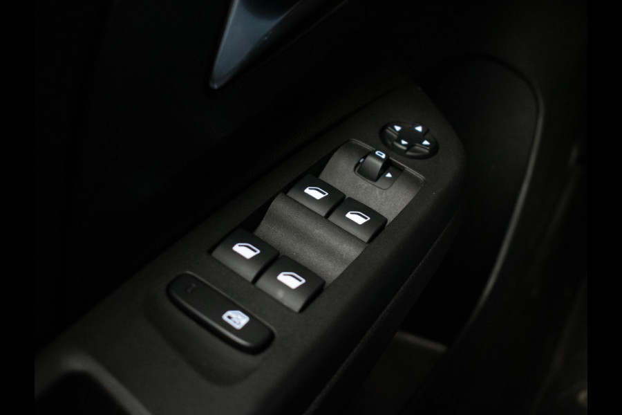 Opel CORSA-E Edition 50 kWh Sport (APPLE CARPLAY,NAVI,CRUISE,LED,KEYLESS,LANE ASSIST,PDC,LEDER,BLACKPACK,SPORTSTOELEN,NETTE STAAT)