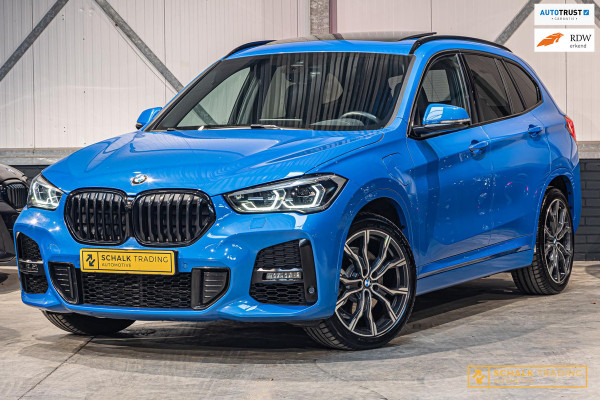 BMW X1 XDrive25e High Executive|M-sport|Pano|Trekhaak|E-stoe