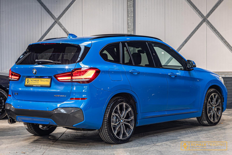 BMW X1 XDrive25e High Executive|M-sport|Pano|Trekhaak|E-stoe