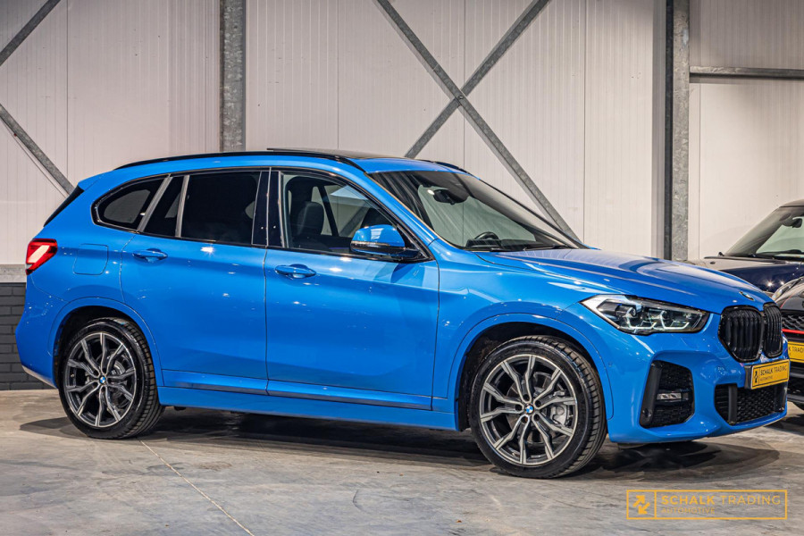 BMW X1 XDrive25e High Executive|M-sport|Pano|Trekhaak|E-stoe