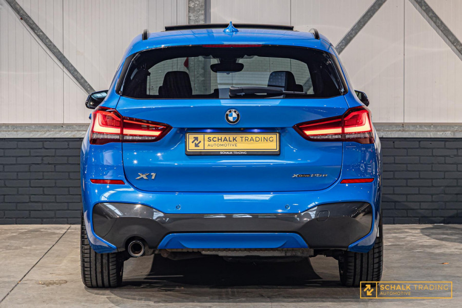BMW X1 XDrive25e High Executive|M-sport|Pano|Trekhaak|E-stoe