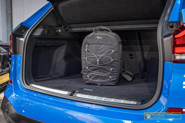 BMW X1 XDrive25e High Executive|M-sport|Pano|Trekhaak|E-stoe