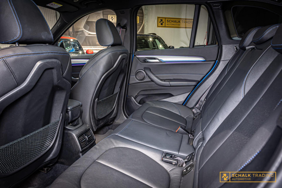 BMW X1 XDrive25e High Executive|M-sport|Pano|Trekhaak|E-stoe