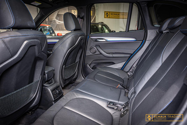 BMW X1 XDrive25e High Executive|M-sport|Pano|Trekhaak|E-stoe