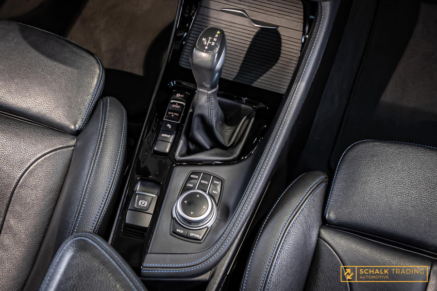 BMW X1 XDrive25e High Executive|M-sport|Pano|Trekhaak|E-stoe