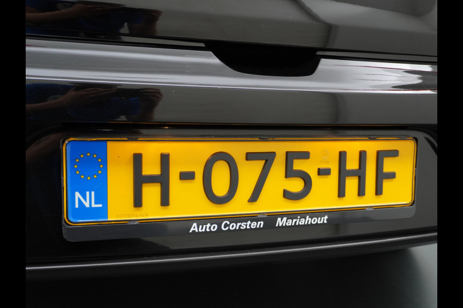 Kia e-Niro 64kWh 204PK Leder Camera Adaptive-Cruise Warmtepomp Apple Carplay Android Auto Navi Ecc DAB Pdc Executive-Line Stoel Verwarming/ Keyless Led Achterbank+Stuur Verwarming Dodehoek assistent Regen-Lichtsensor JBL-Soundsystem Bluetooth Draadloze tel.lader Lmv 17" 1e Eigenaar! Krachtige en zuinige aandrijflijn met grootste accu! €45.000 Nieuw
