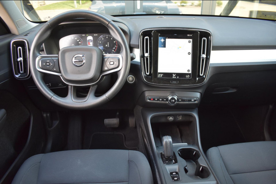 Volvo XC40 1.5 T2 | TREKHAAK | CAMERA | APPLE CARPLAY | ANDROID AUTO | ADAPTIEVE CRUISE CONTROLE | NAP | DEALER ONDERHOUDEN