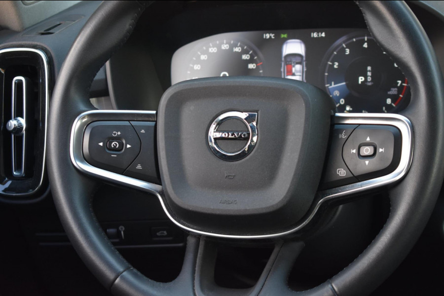 Volvo XC40 1.5 T2 | TREKHAAK | CAMERA | APPLE CARPLAY | ANDROID AUTO | ADAPTIEVE CRUISE CONTROLE | NAP | DEALER ONDERHOUDEN