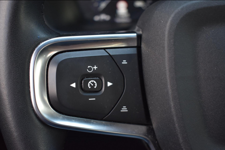 Volvo XC40 1.5 T2 | TREKHAAK | CAMERA | APPLE CARPLAY | ANDROID AUTO | ADAPTIEVE CRUISE CONTROLE | NAP | DEALER ONDERHOUDEN