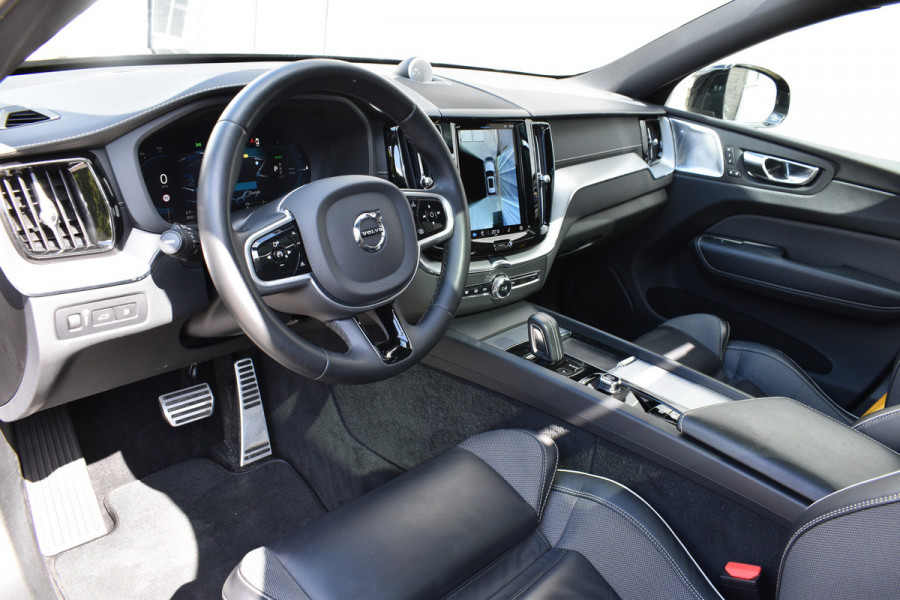 Volvo XC60 T8 AWD Polestar Engineered | 360 camera | Pano | Stuur&stoel verwarming | Head-up |