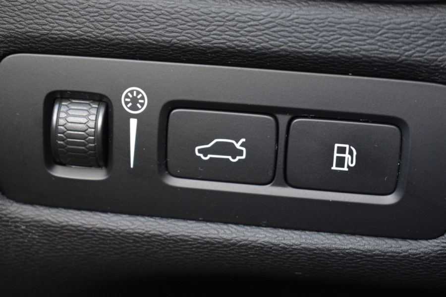 Volvo XC60 T8 AWD Polestar Engineered | 360 camera | Pano | Stuur&stoel verwarming | Head-up |