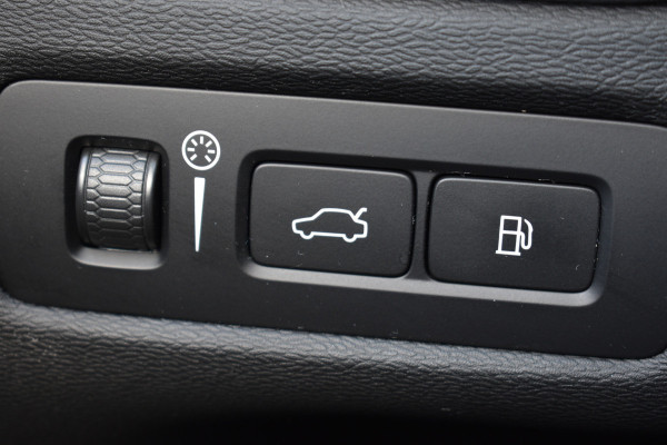 Volvo XC60 T8 AWD Polestar Engineered | 360 camera | Pano | Stuur&stoel verwarming | Head-up |