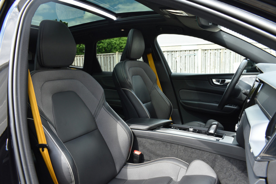 Volvo XC60 T8 AWD Polestar Engineered | 360 camera | Pano | Stuur&stoel verwarming | Head-up |