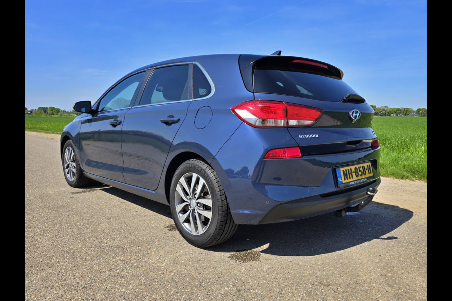 Hyundai i30 1.0 T-GDI First Edition - 120 Pk - Euro 6 - Navi - ParkeerCamera - AppleCarplay AndroidAuto