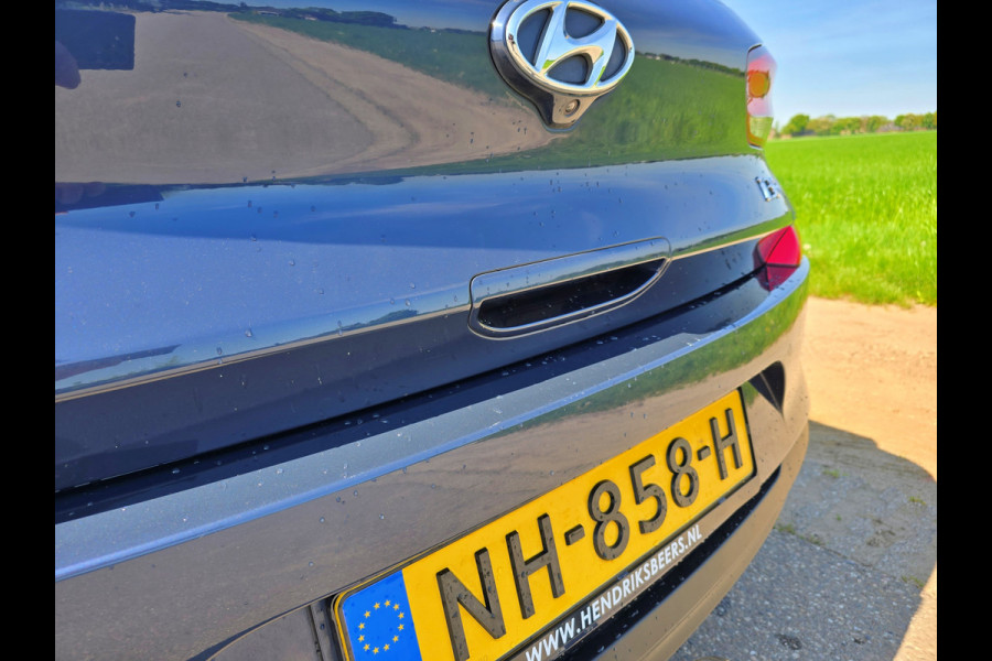 Hyundai i30 1.0 T-GDI First Edition - 120 Pk - Euro 6 - Navi - ParkeerCamera - AppleCarplay AndroidAuto