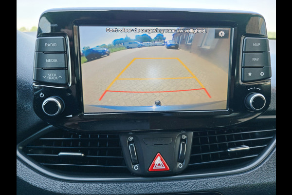 Hyundai i30 1.0 T-GDI First Edition - 120 Pk - Euro 6 - Navi - ParkeerCamera - AppleCarplay AndroidAuto