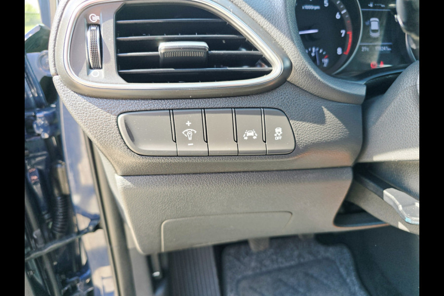 Hyundai i30 1.0 T-GDI First Edition - 120 Pk - Euro 6 - Navi - ParkeerCamera - AppleCarplay AndroidAuto
