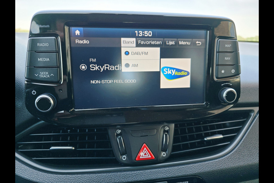 Hyundai i30 1.0 T-GDI First Edition - 120 Pk - Euro 6 - Navi - ParkeerCamera - AppleCarplay AndroidAuto