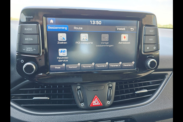 Hyundai i30 1.0 T-GDI First Edition - 120 Pk - Euro 6 - Navi - ParkeerCamera - AppleCarplay AndroidAuto