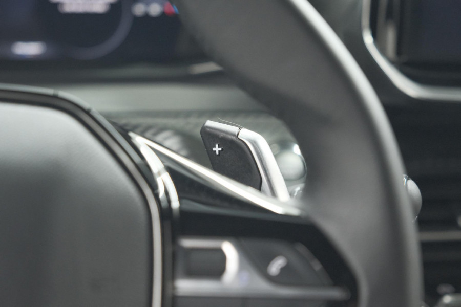 Peugeot 2008 PureTech 130 EAT8 Allure | 360 Camera | Dodehoekdetectie | Adaptieve Cruise Control